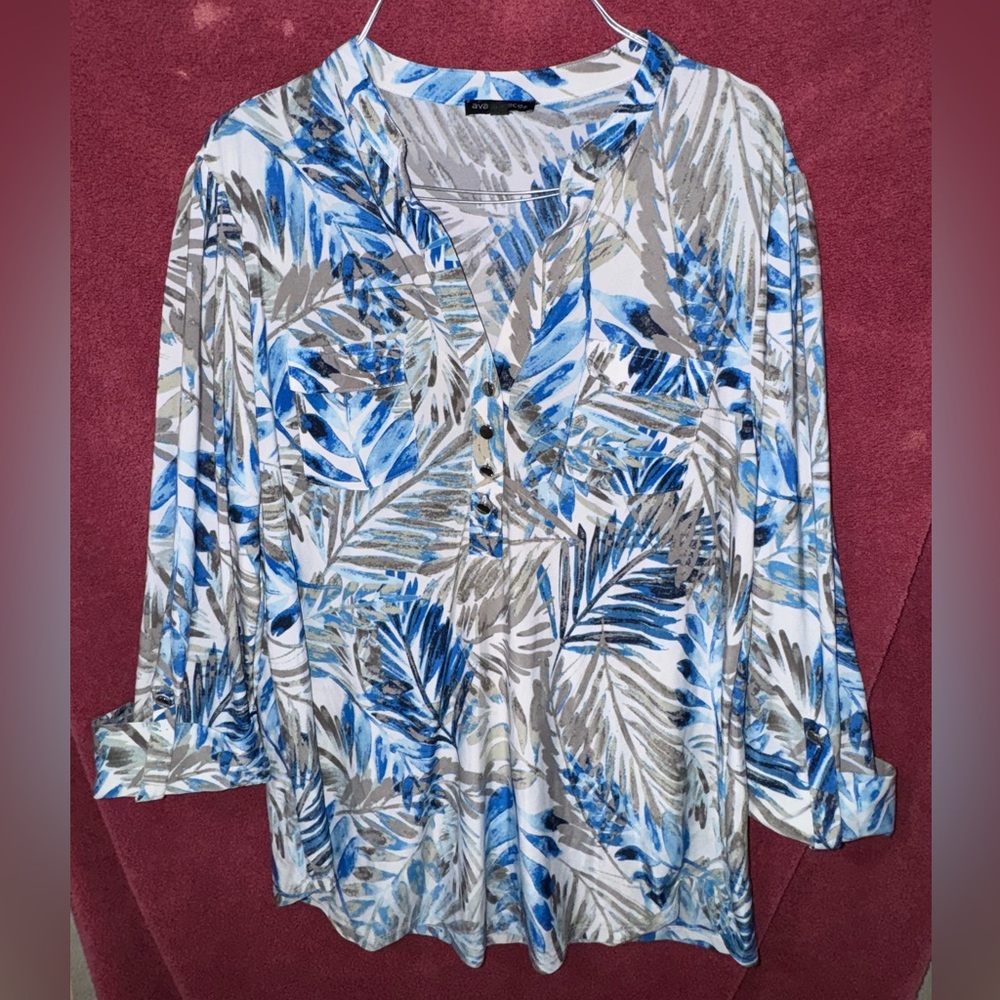 Ava & Grace Blue and Gray Tropical Print Blouse
